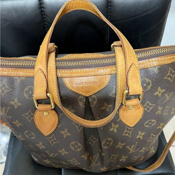 Louis Vuitton Palermo w sling ( medium to large size) - Picture 6 of 12